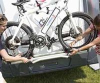 Nosič elektrobicyklov na obytné vozidlo