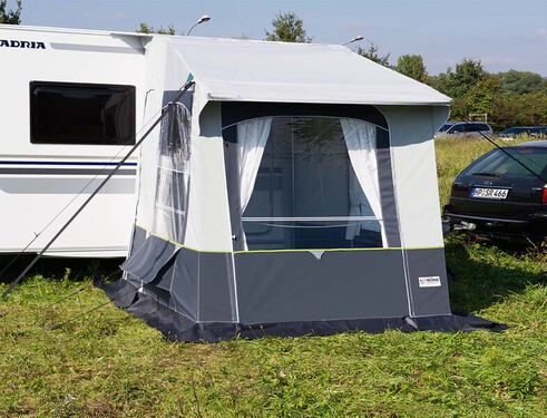 Zimná markíza CORTINA 3 pre karavany</p>