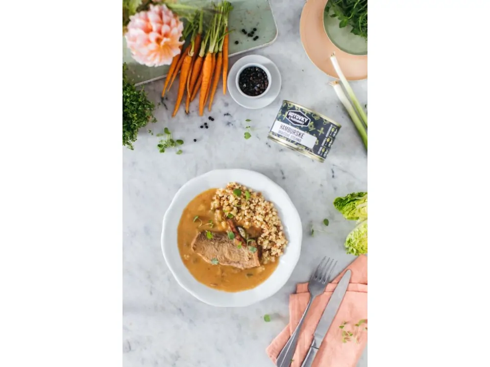 Hotovky z plechovky - Hamburské bravčové stehno 800g