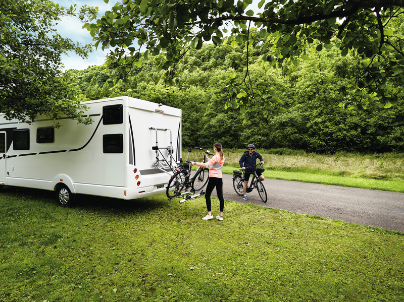 Nosič bicyklov Thule Lift V16 - manuálny - 2 bicykle do 50 kg</p>