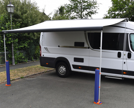 Sada 2 kolíkov s rúrkou na nastavenie markízy</p>