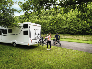 Nosič bicyklov Thule Lift V16 Motor 12V pre 2 bicykle do 50 kg