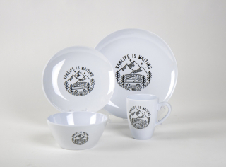 Súprava kempingového riadu Vanlife - 16 kusov - pre 4 osoby