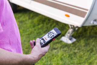 Al-KO Bigfoot, elektrický nárazník pre karavany UP4